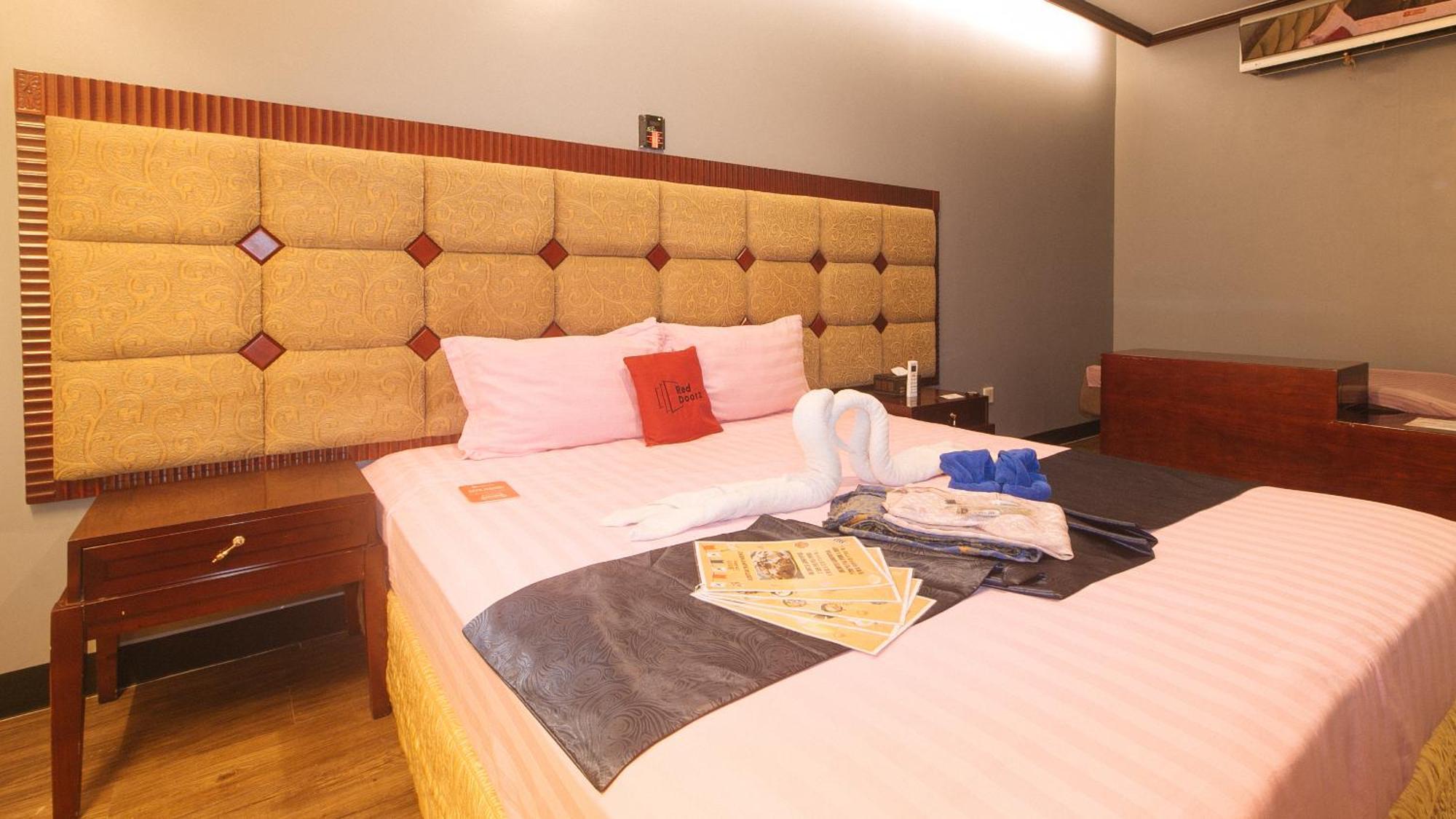 Reddoorz Premium At Jjimjbang Hotel Spa 马尼拉 客房 照片